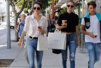 Gaya Pakaian Casual Street